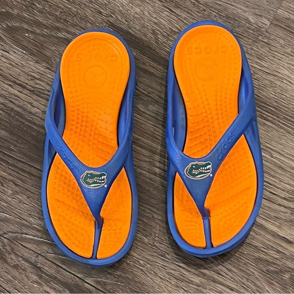 CROCS FLORIDA GATOR BLUE &‎ ORANGE UNISEX THONG SANDALS